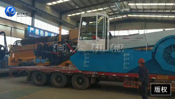 發往四川全自動割草船