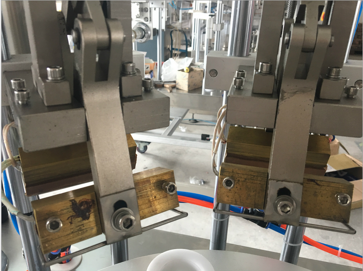 超声波软管封尾机